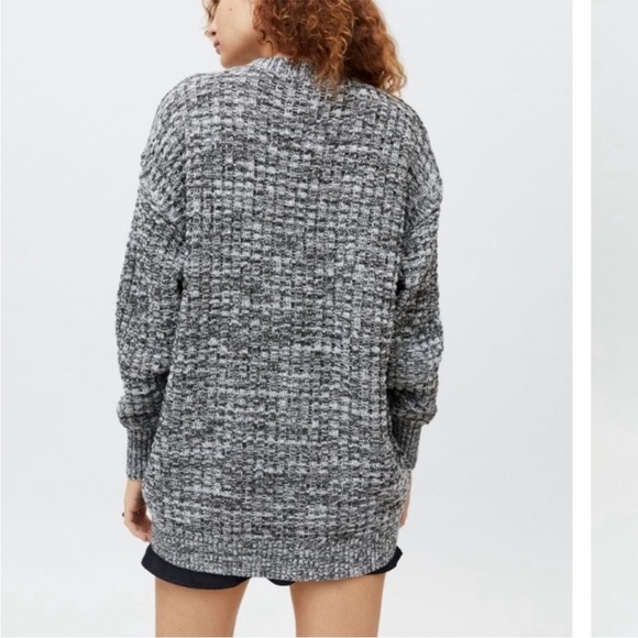 BDG Kellan Knit Cardigan Sz S — Longline Heather Gray Cozy - Picture 5 of 13